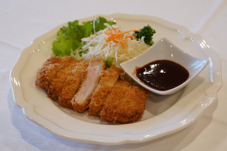厚切り熟成とんかつ定食
